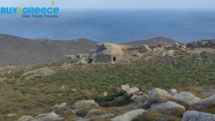 House for sale in Tinos-Exomvourgo
