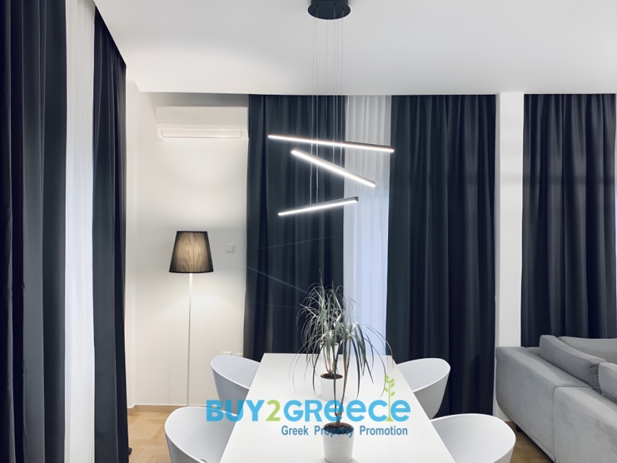 House for sale in Athens
